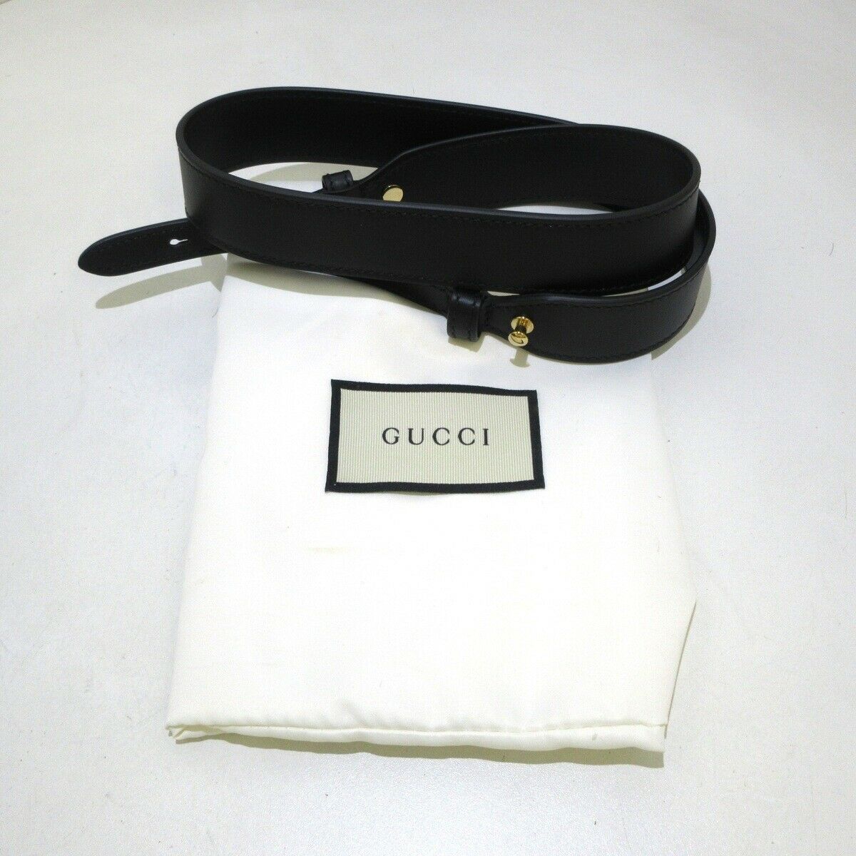 Gucci Sylvie Handbag - aptiques by Authentic PreOwned
