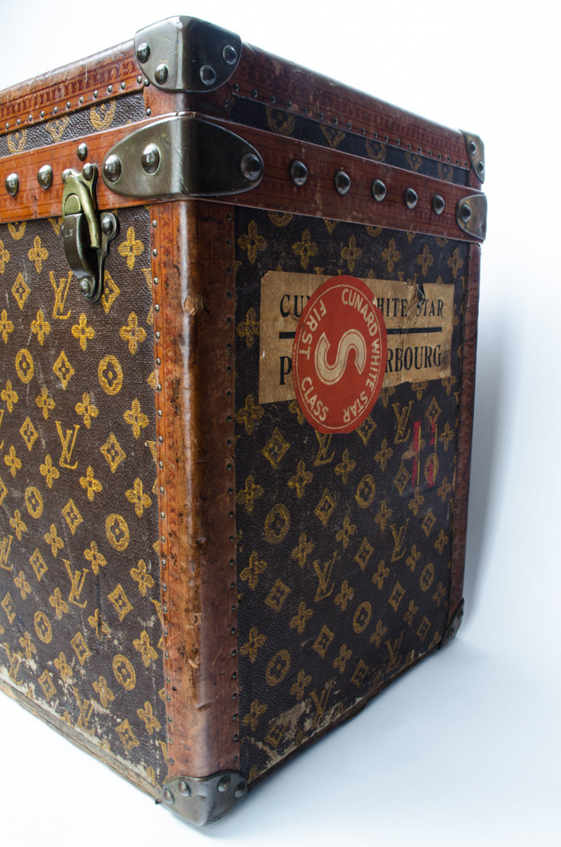 Louis Vuitton Trunk