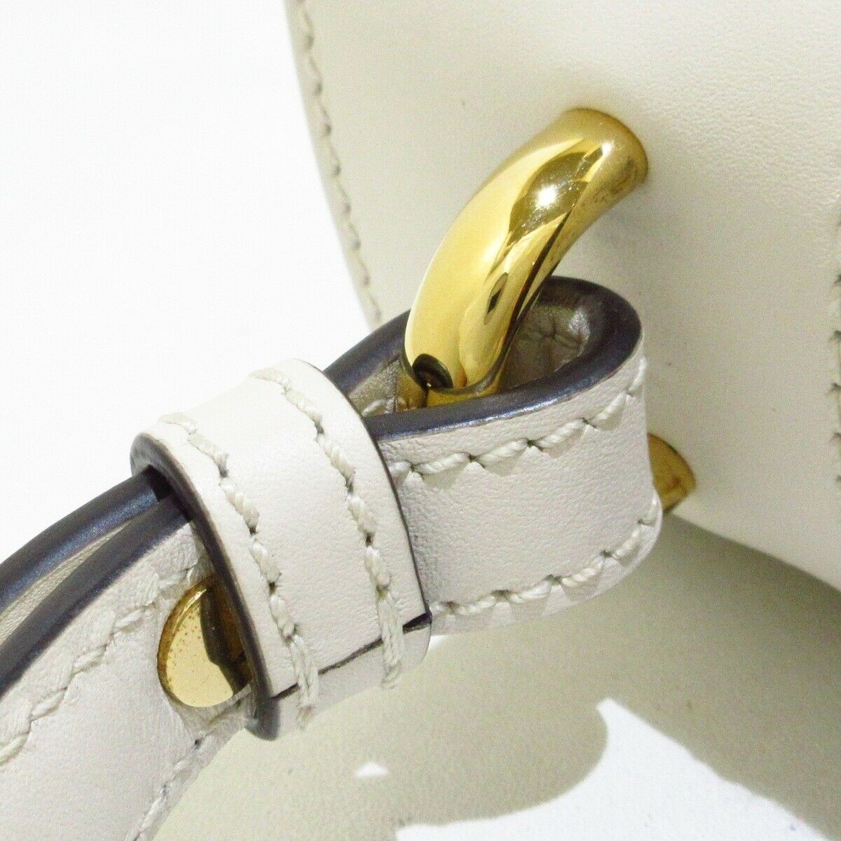 GUCCI Sylvie Leather Mini Handbag - aptiques by Authentic PreOwned
