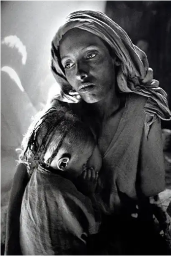 Mother and Child at the Korem camp, Ethiopia