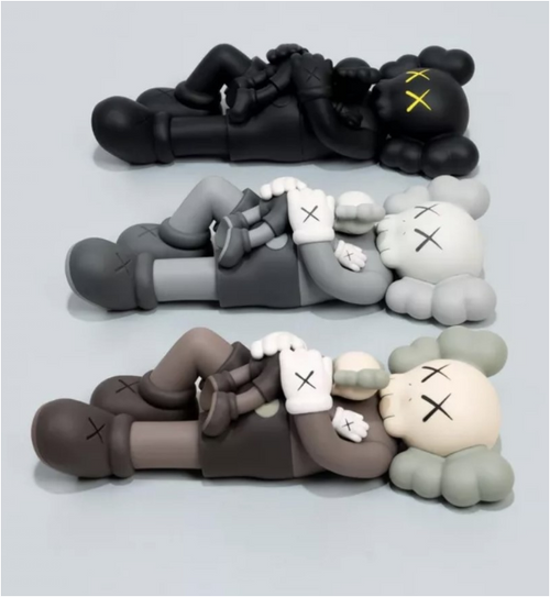 KAWS Figure set - aptiques by Authentic PreOwned